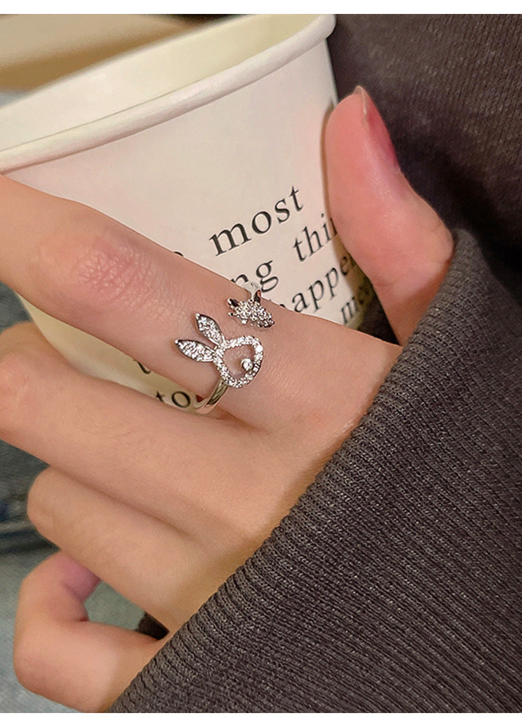 Asymmetric Rabbit Carrot Ring