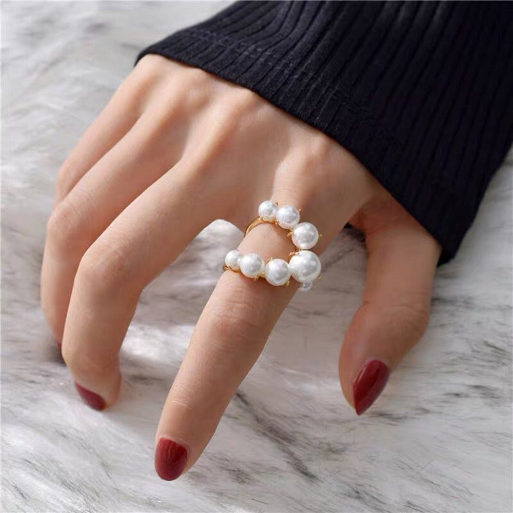 Geometric Pearl Paved Rings