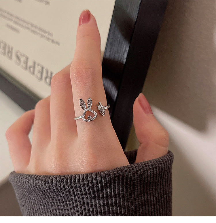 Asymmetric Rabbit Carrot Ring