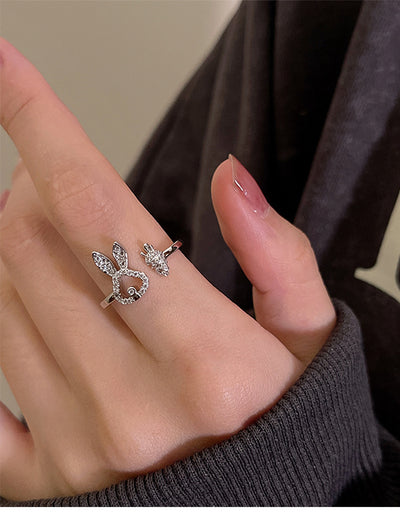 Asymmetric Rabbit Carrot Ring